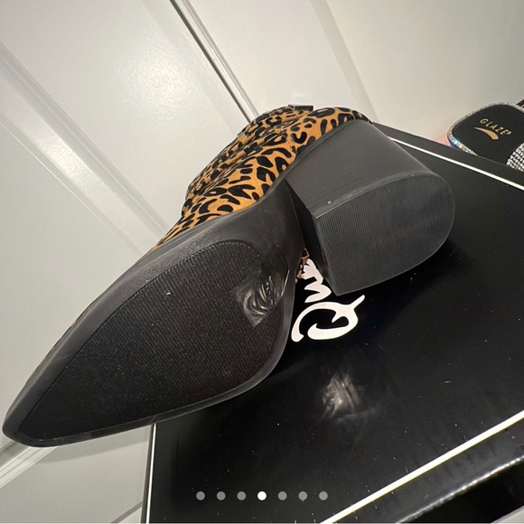 Cheetah Print Booties - Picture 2 of 7